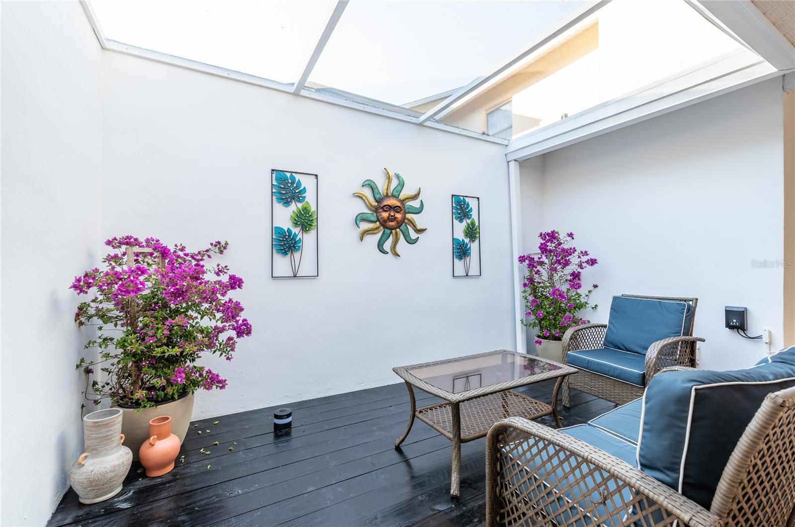 CHARLES TOWNE - Residential