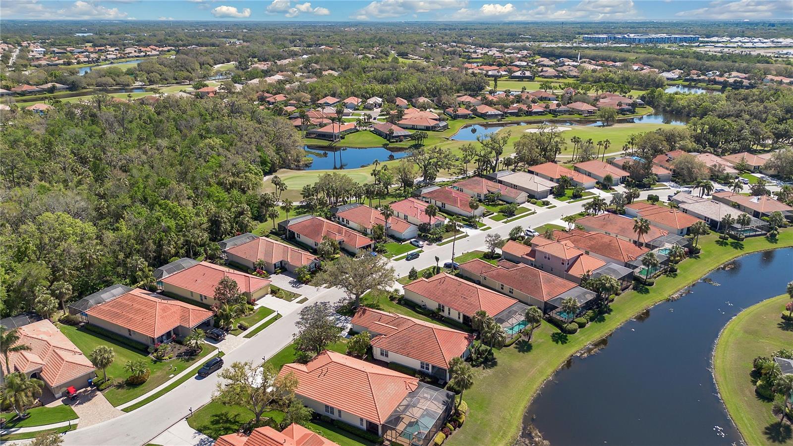 WATERLEFE GOLF & RIVER CLUB - Residential