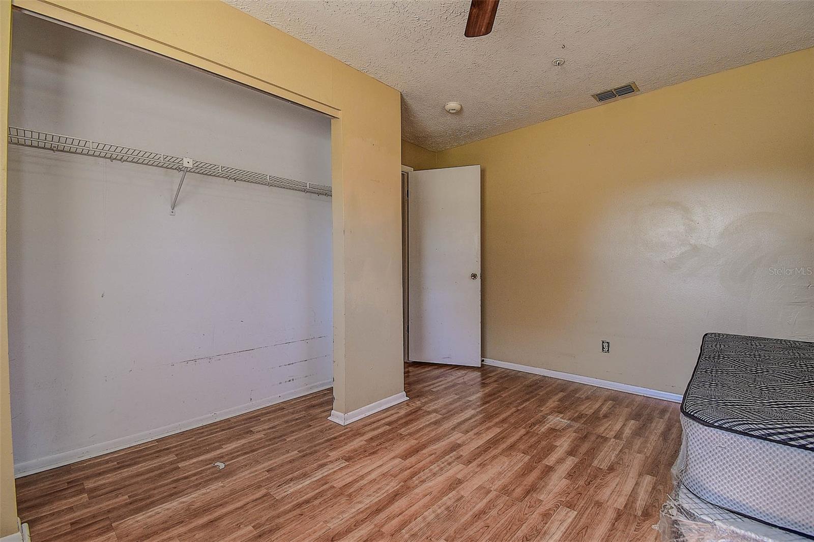 ORANGE VALLEY - Residential