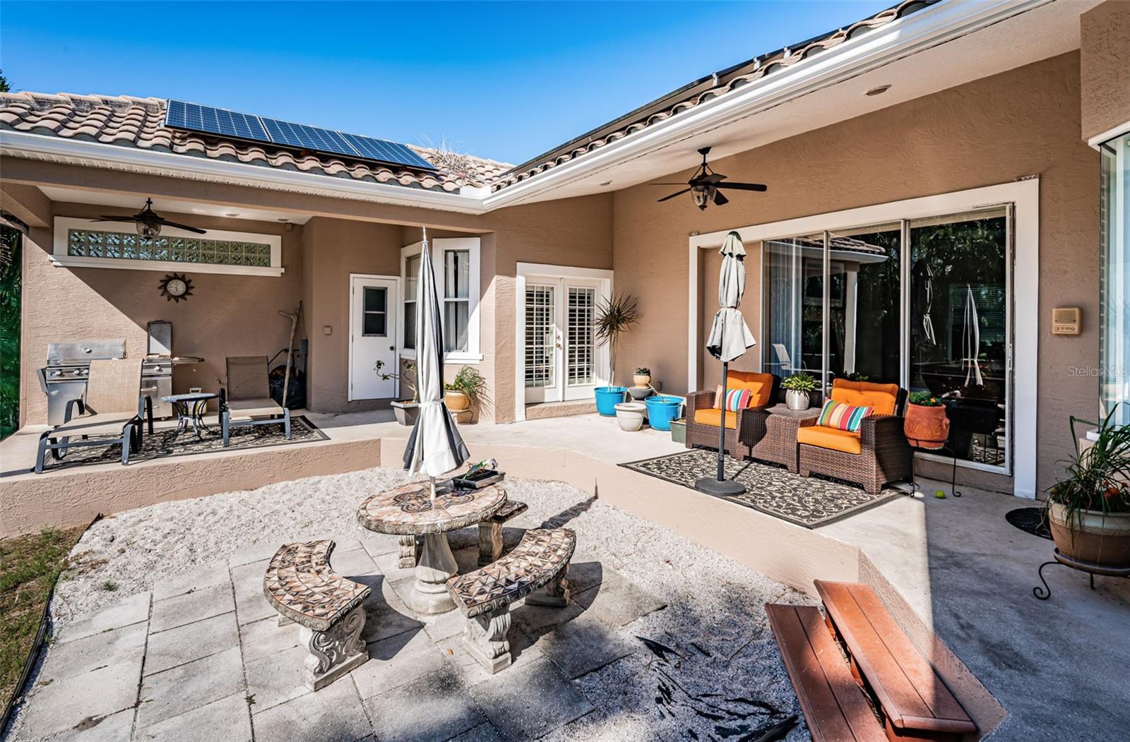 BAY ESTATES - Residential