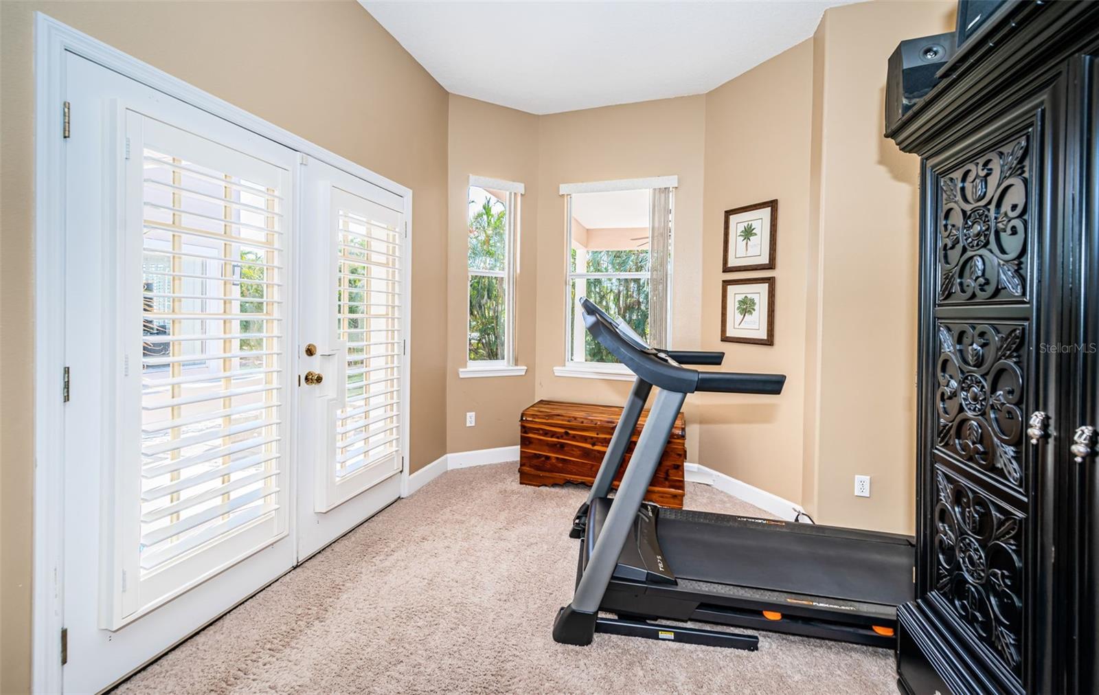 BAY ESTATES - Residential