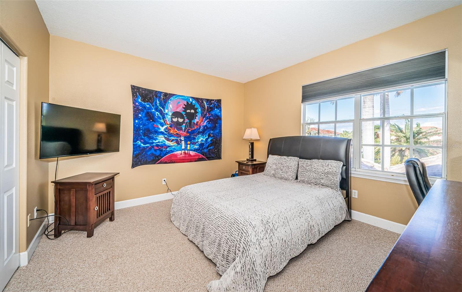 BAY ESTATES - Residential
