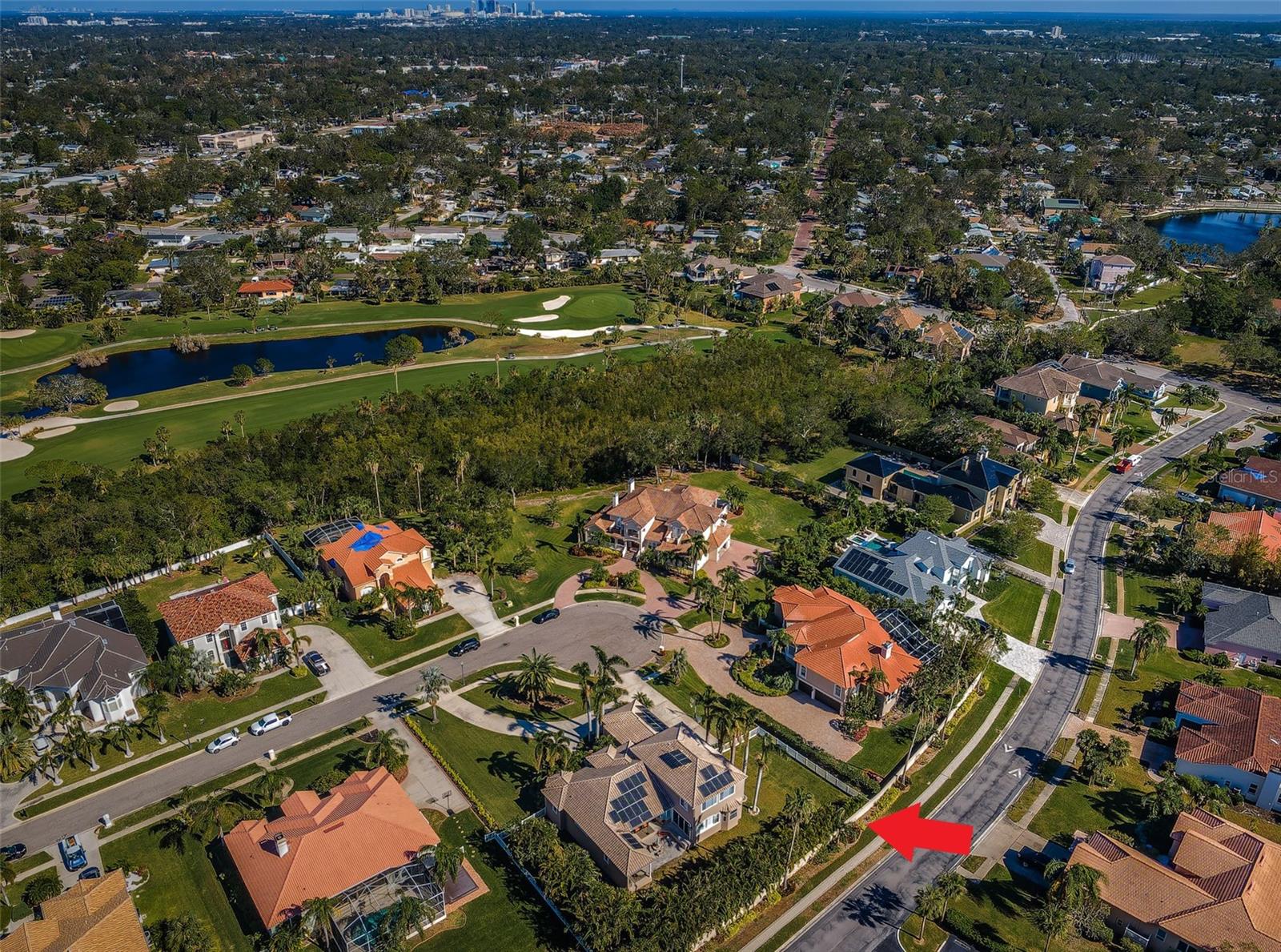 BAY ESTATES - Residential