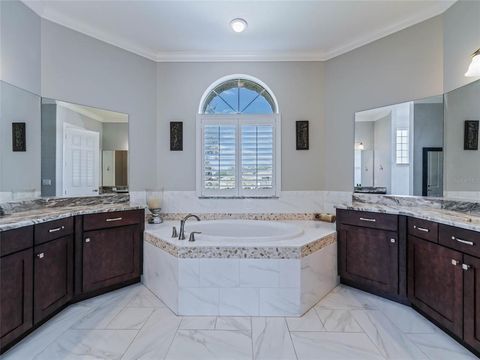 A home in LADY LAKE