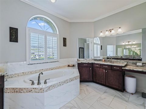 A home in LADY LAKE