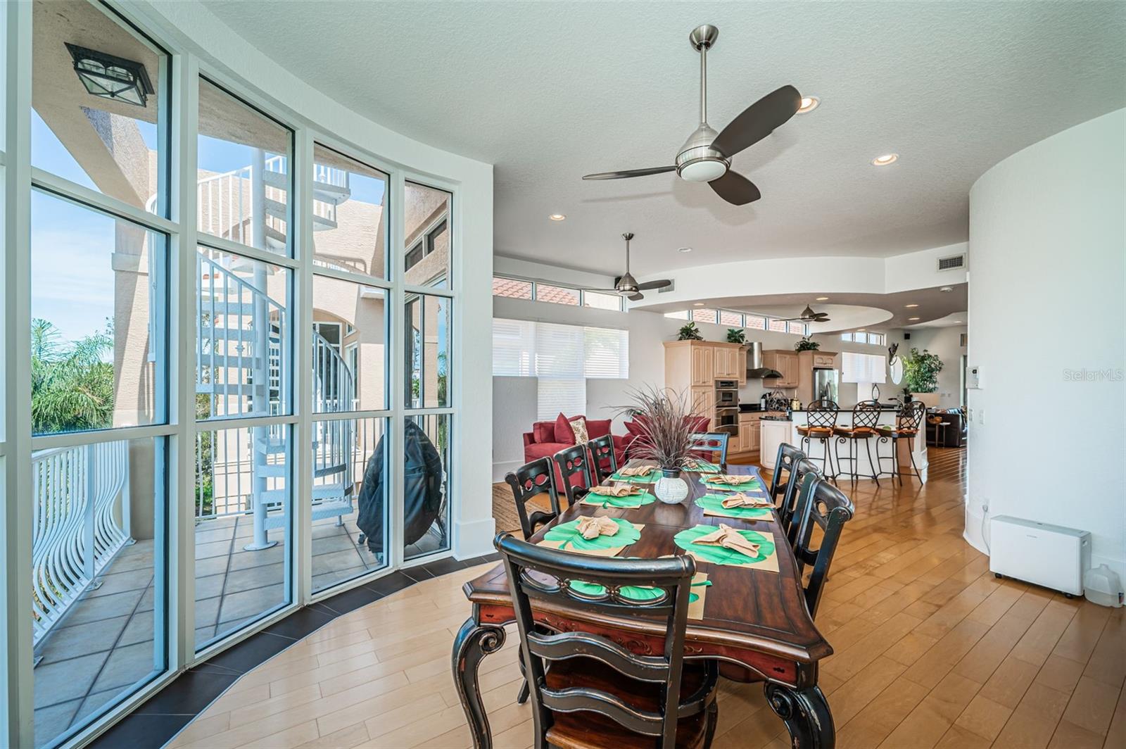 VILLAS AT MARITANA CONDO - Residential