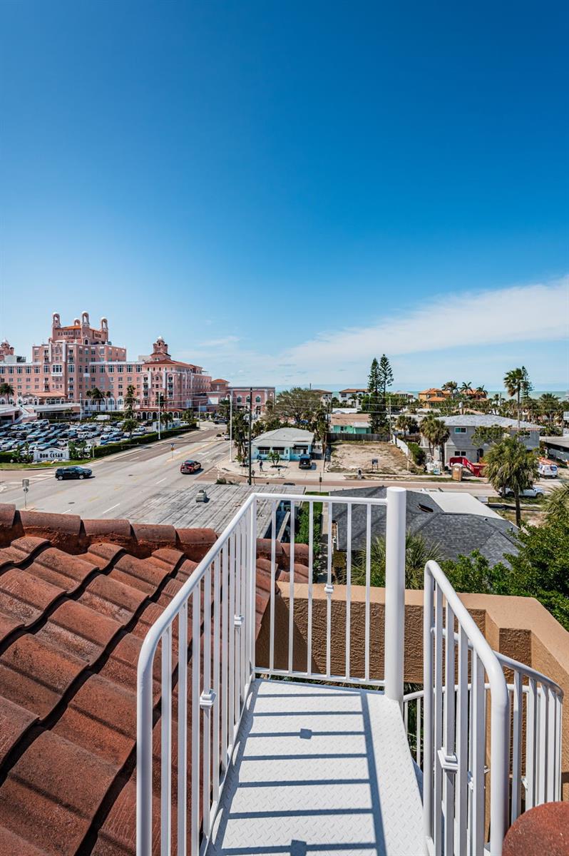 VILLAS AT MARITANA CONDO - Residential