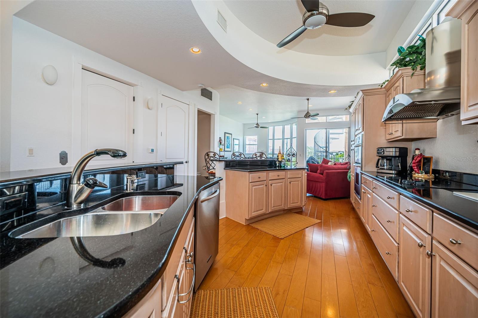 VILLAS AT MARITANA CONDO - Residential