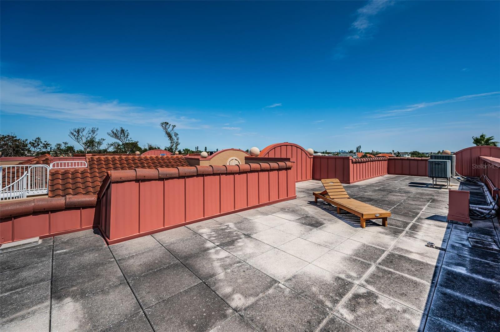 VILLAS AT MARITANA CONDO - Residential