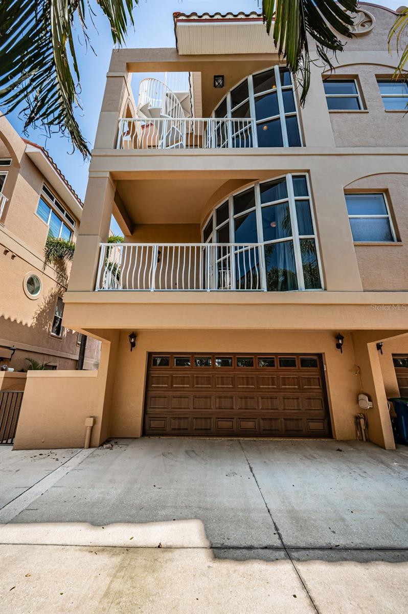 VILLAS AT MARITANA CONDO - Residential