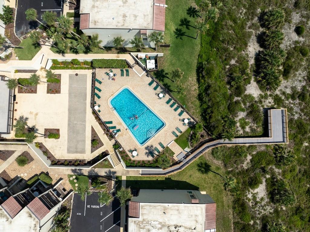 ISLAND HOUSE - Residential