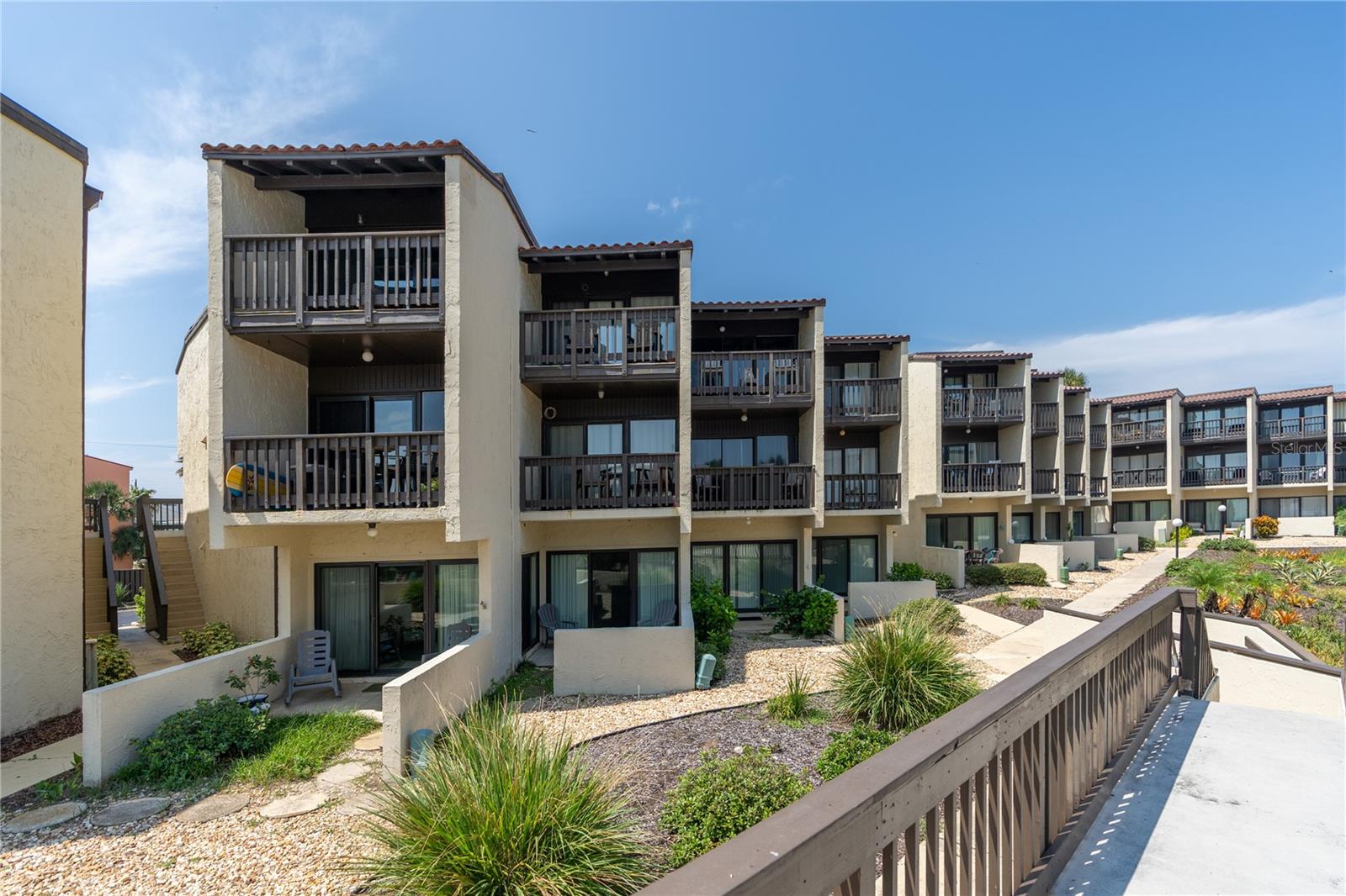 ISLAND HOUSE - Residential