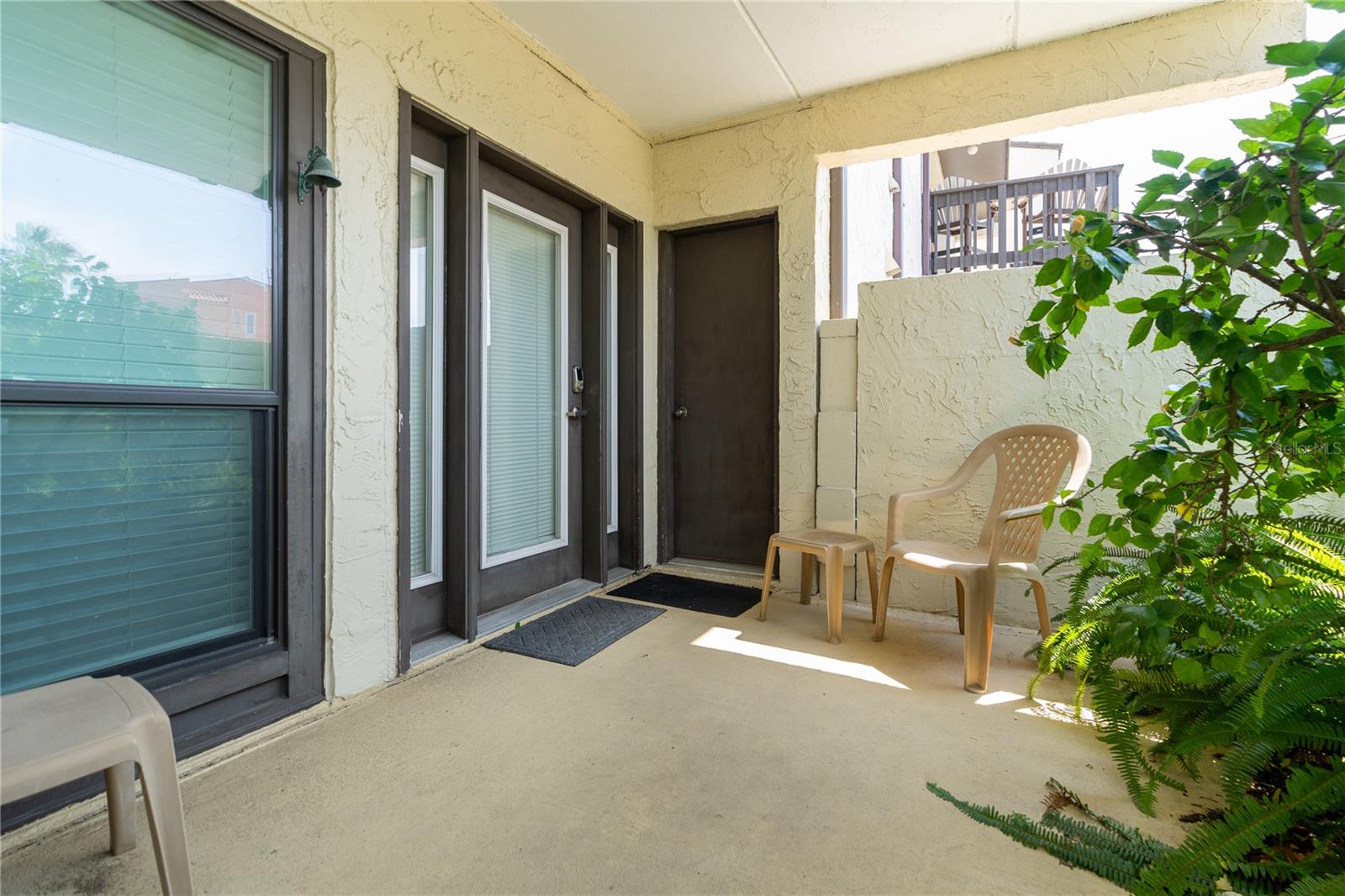 ISLAND HOUSE - Residential