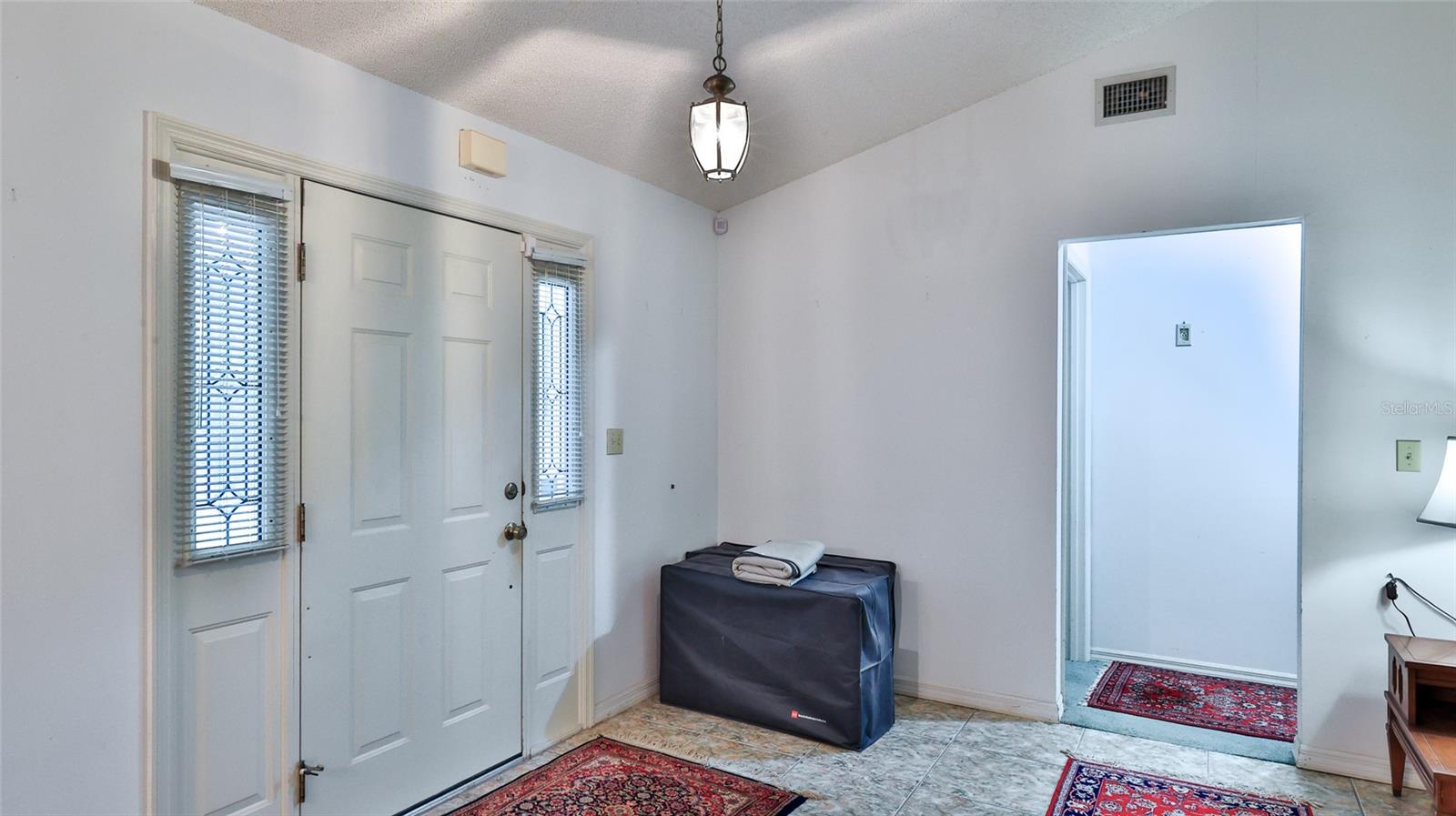 3085 HOWLAND BOULEVARD