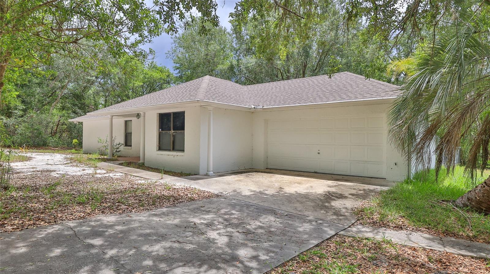 3085 HOWLAND BOULEVARD