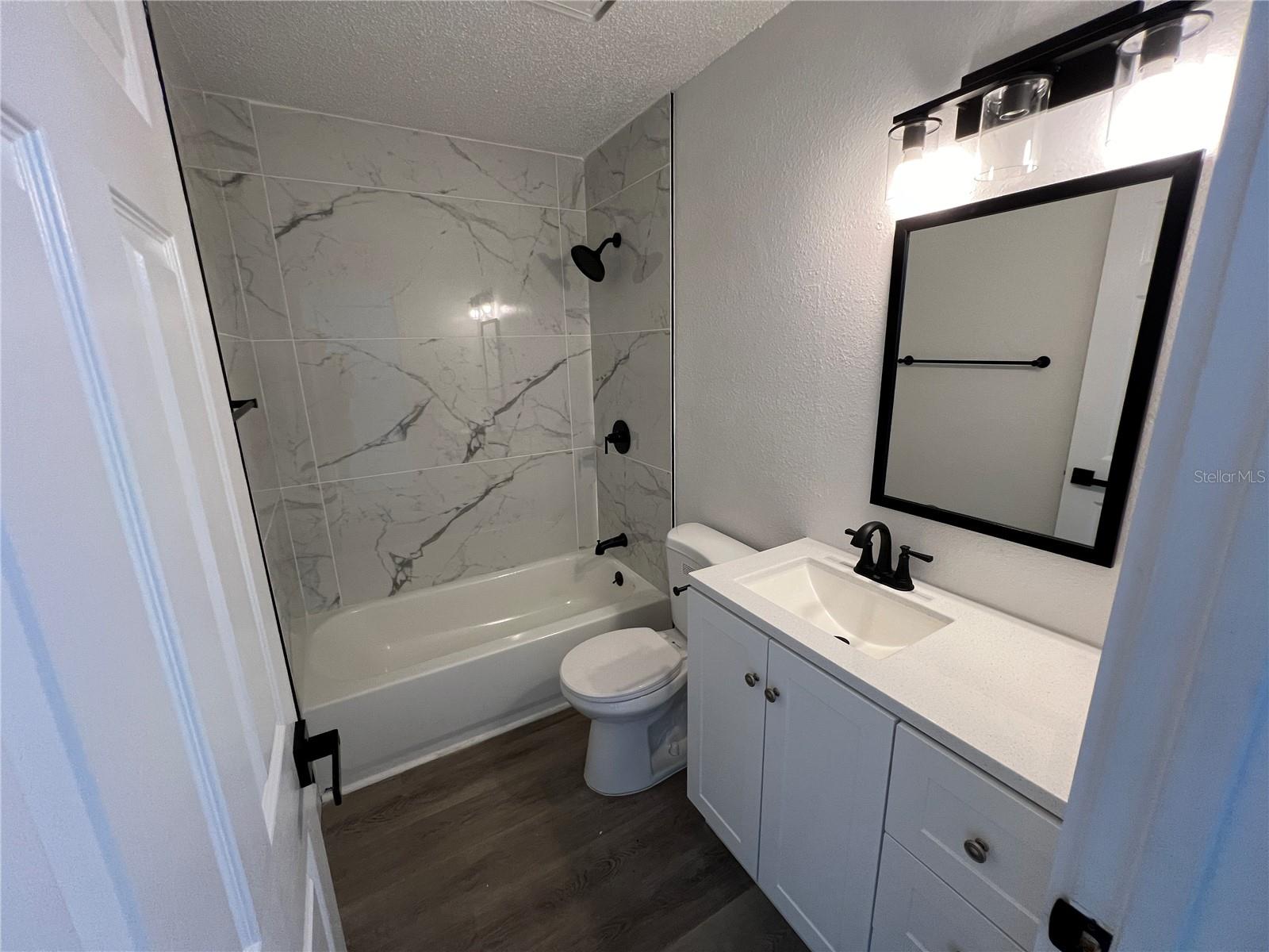 GREENFIELDS I - Residential Lease