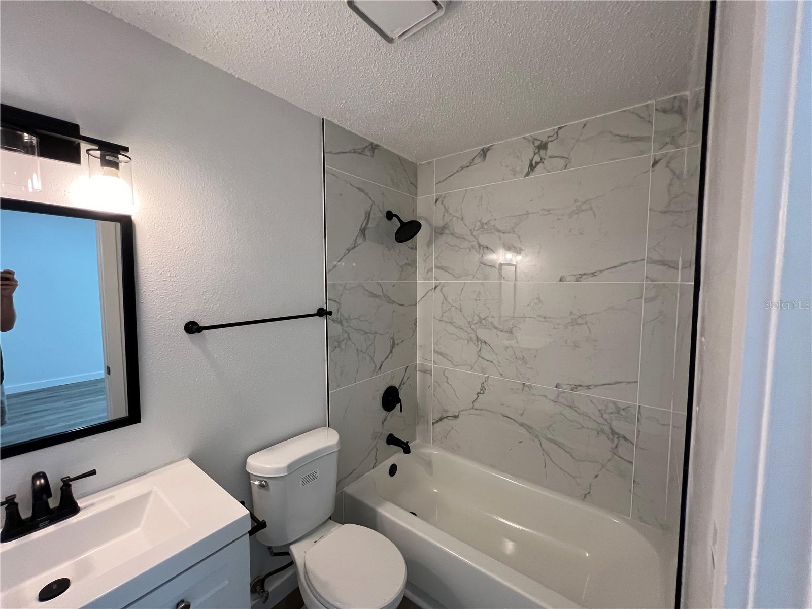 GREENFIELDS I - Residential Lease