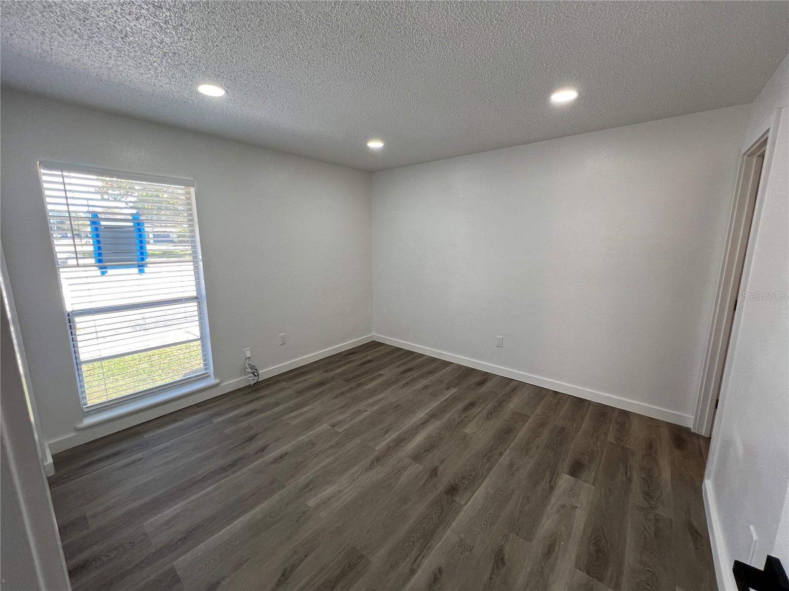 GREENFIELDS I - Residential Lease