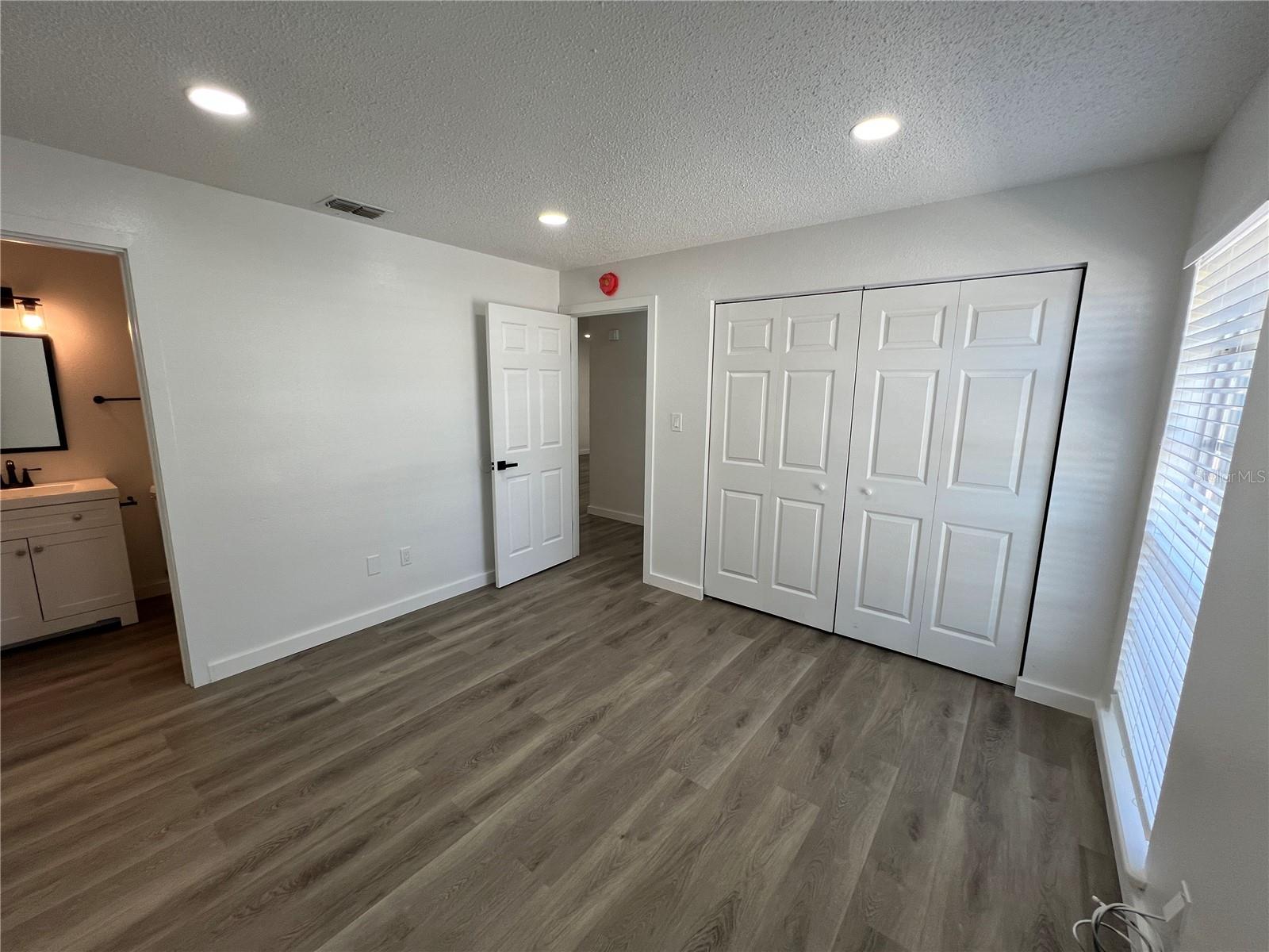 GREENFIELDS I - Residential Lease