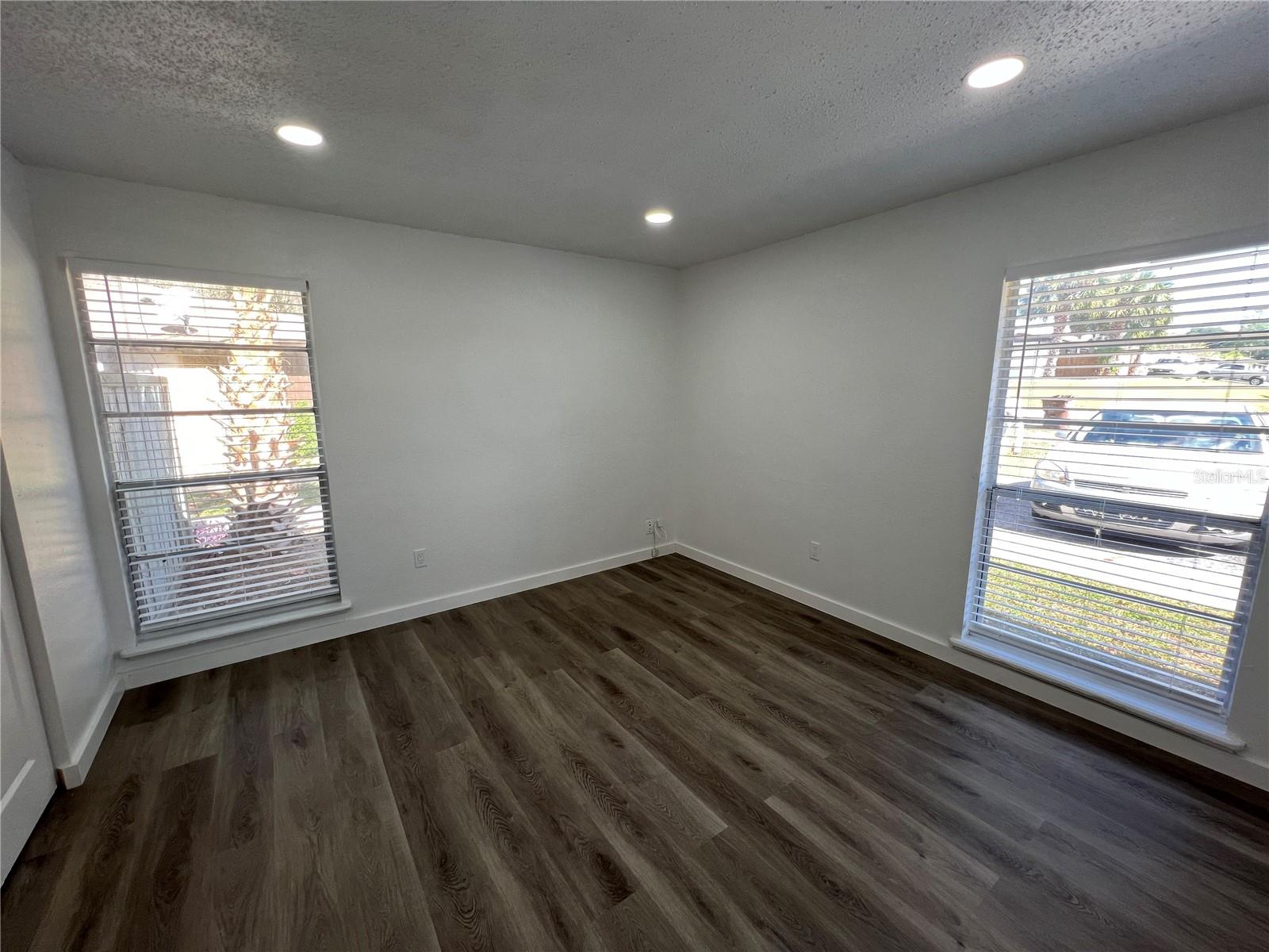 GREENFIELDS I - Residential Lease