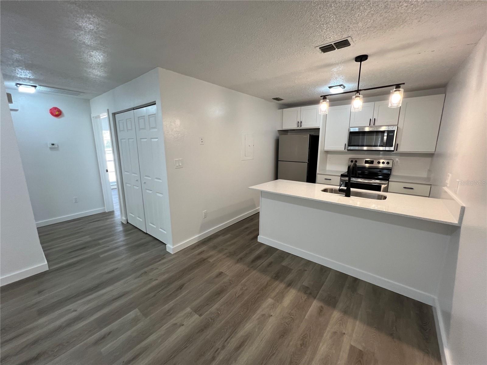 GREENFIELDS I - Residential Lease