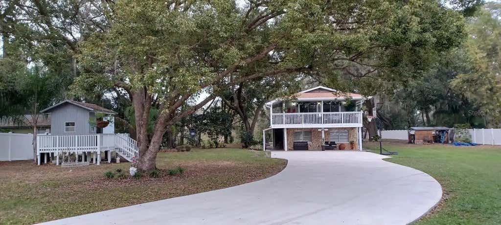 Photo of 17430 Blackwell Lane, Lutz, FL 33549 (MLS # TB8532914)