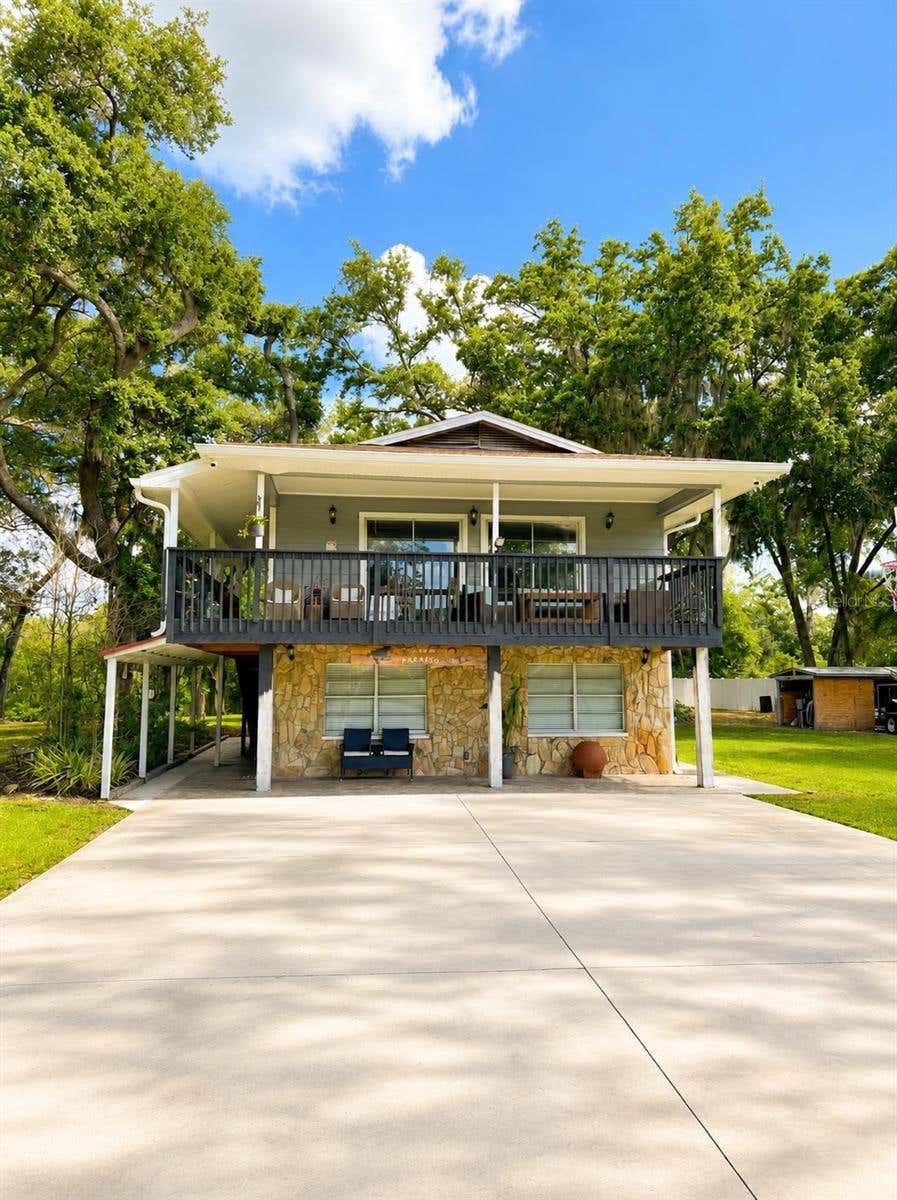 Photo of 17430 Blackwell Lane, Lutz, FL 33549 (MLS # TB8532914)