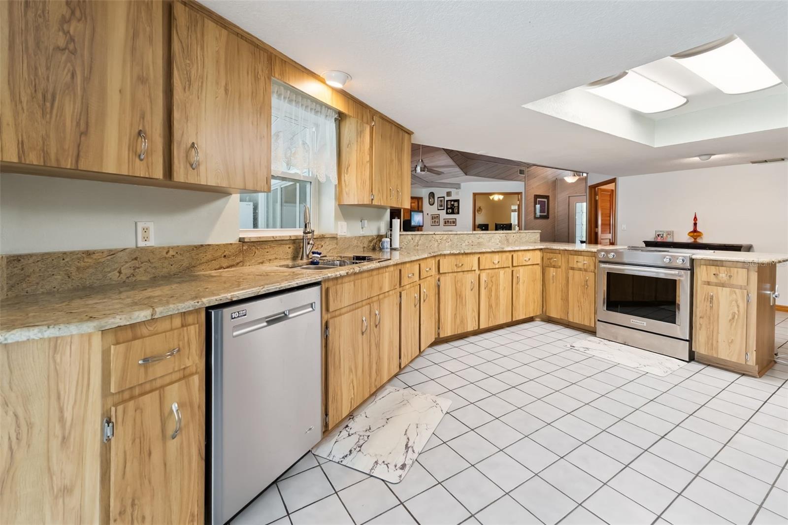 DEER BROOKE - Residential