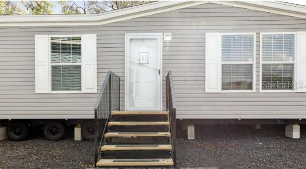 Photo of 27760 Bermont Road, Punta Gorda, FL 33982 (MLS # C7525098)