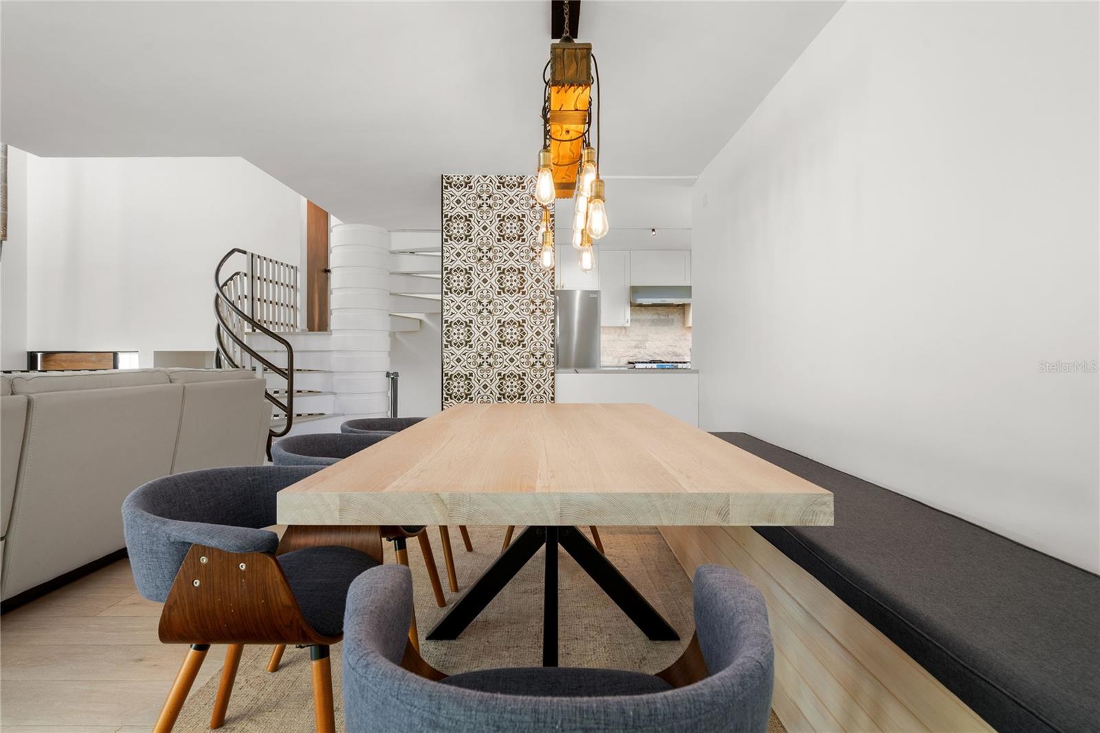 PASEO LAS VISTAS - Residential