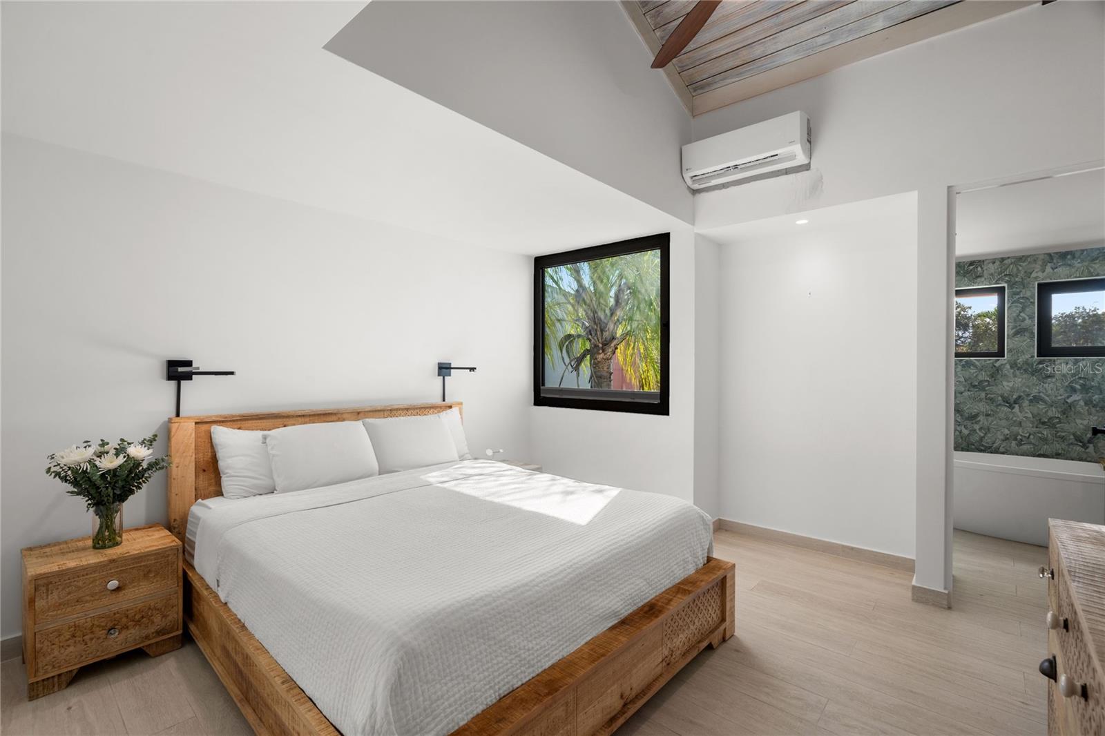 PASEO LAS VISTAS - Residential