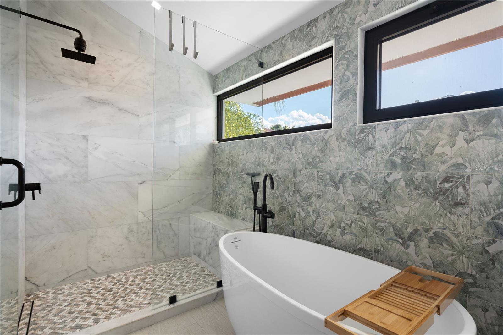 PASEO LAS VISTAS - Residential