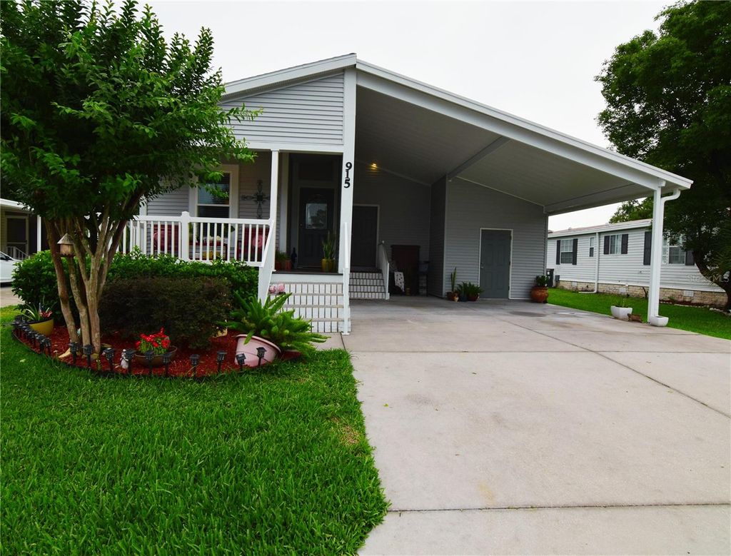 Photo of 915 Lantania Place, Oviedo, FL 32765 (MLS # O6408466)
