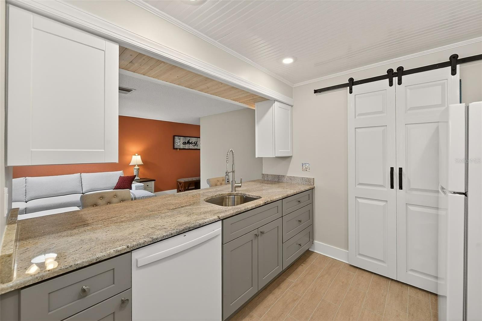 NEW HAVEN CONDO - Residential