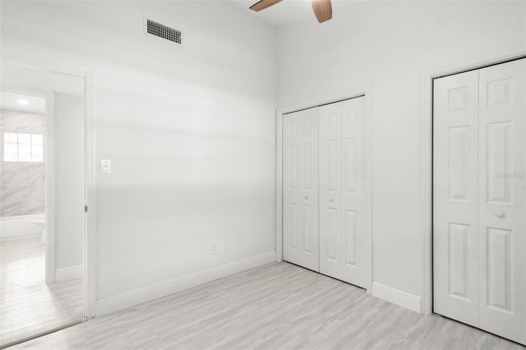 listing image 30