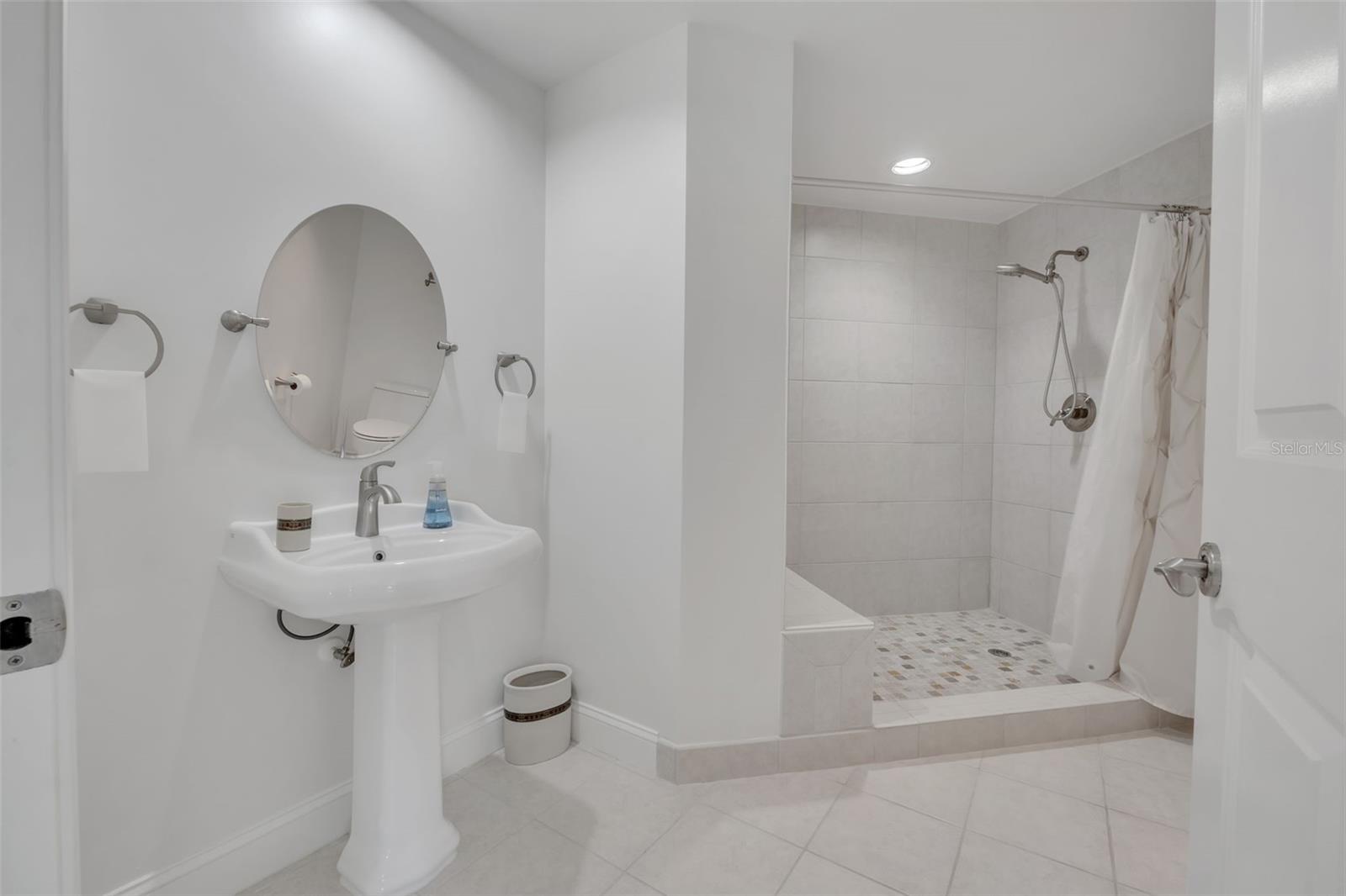 231 RIVERSIDE DRIVE 709