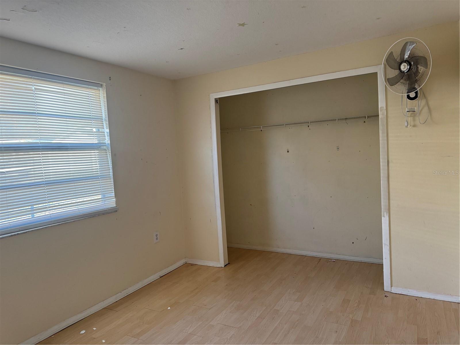 EMBASSY HILLS - Residential