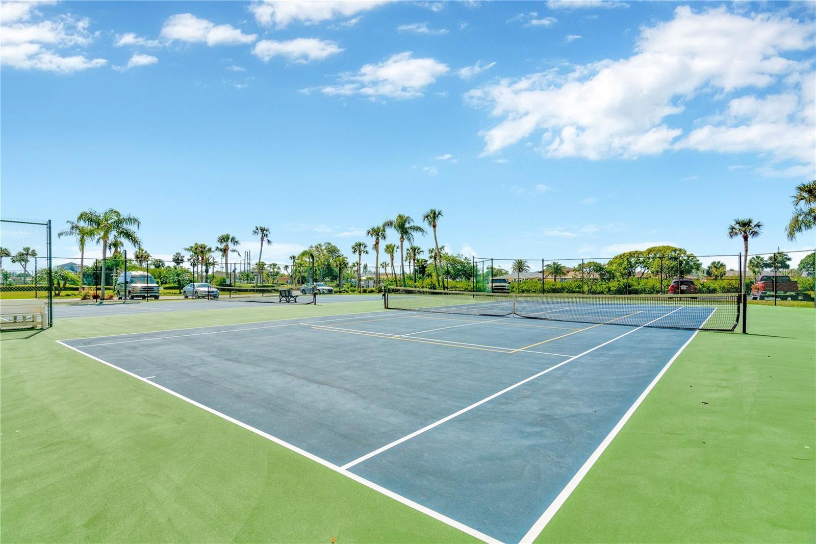 GULF ISLAND BEACH TENNIS - Residential