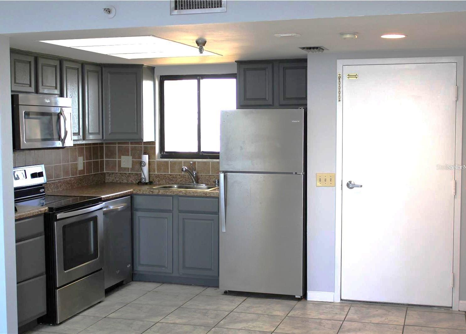 GULF ISLAND BEACH TENNIS - Residential