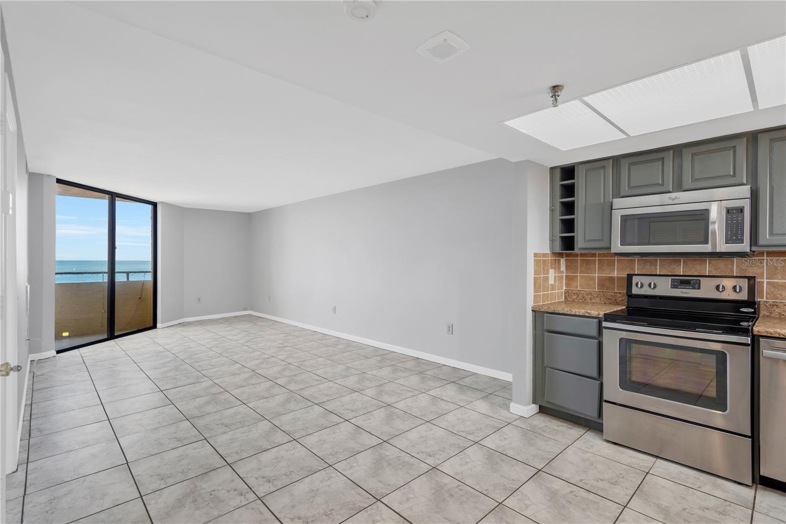 GULF ISLAND BEACH TENNIS - Residential