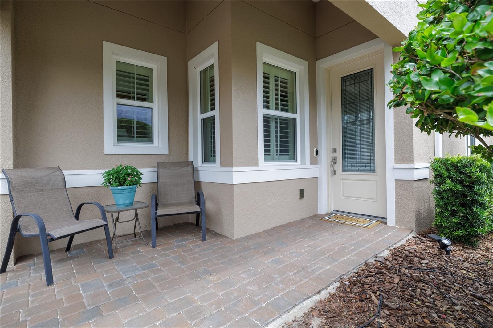 1675 VICTORIA GARDENS DRIVE