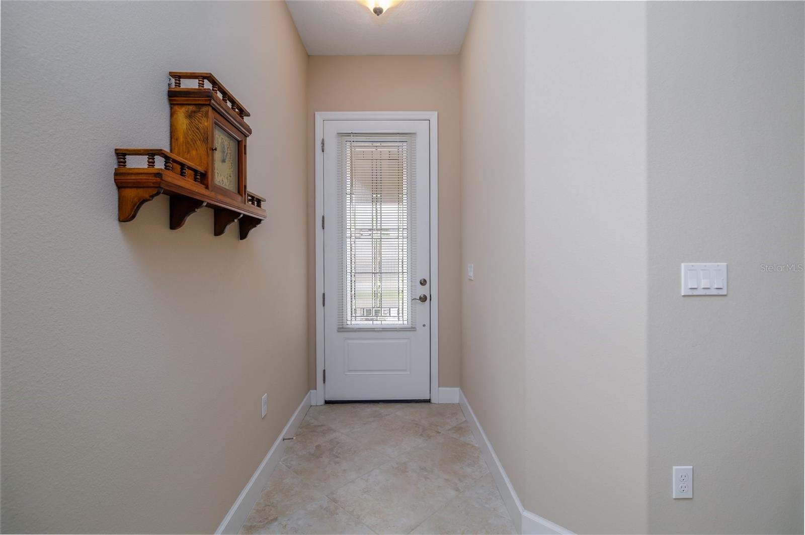 1675 VICTORIA GARDENS DRIVE
