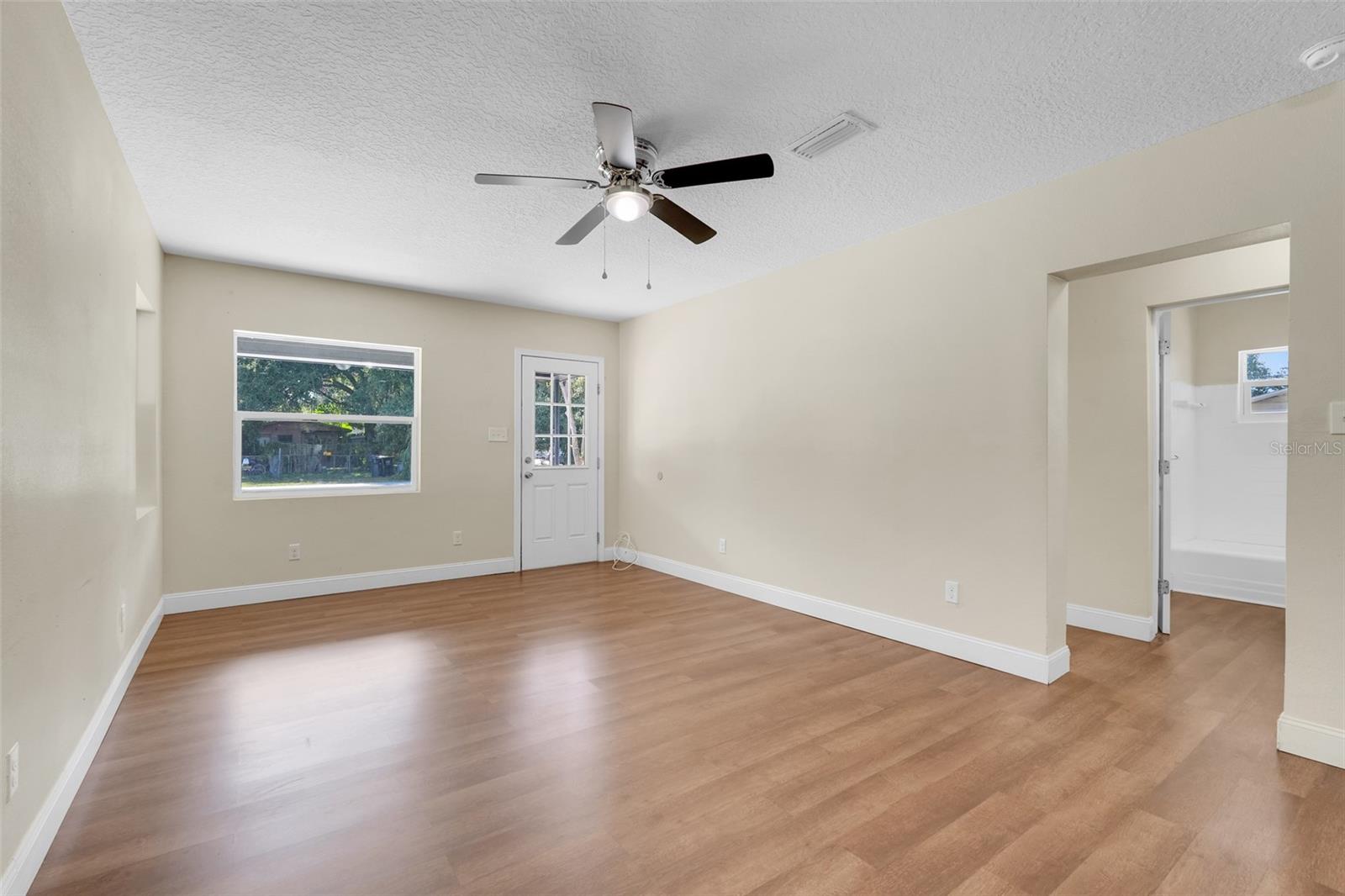 INWOOD - Residential