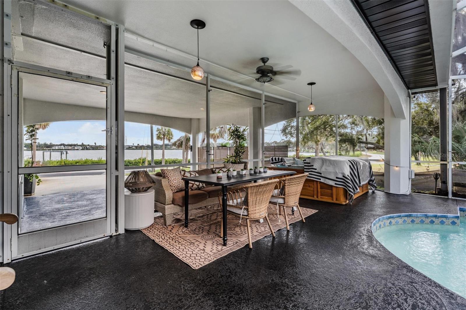 INNESS PARK - Residential