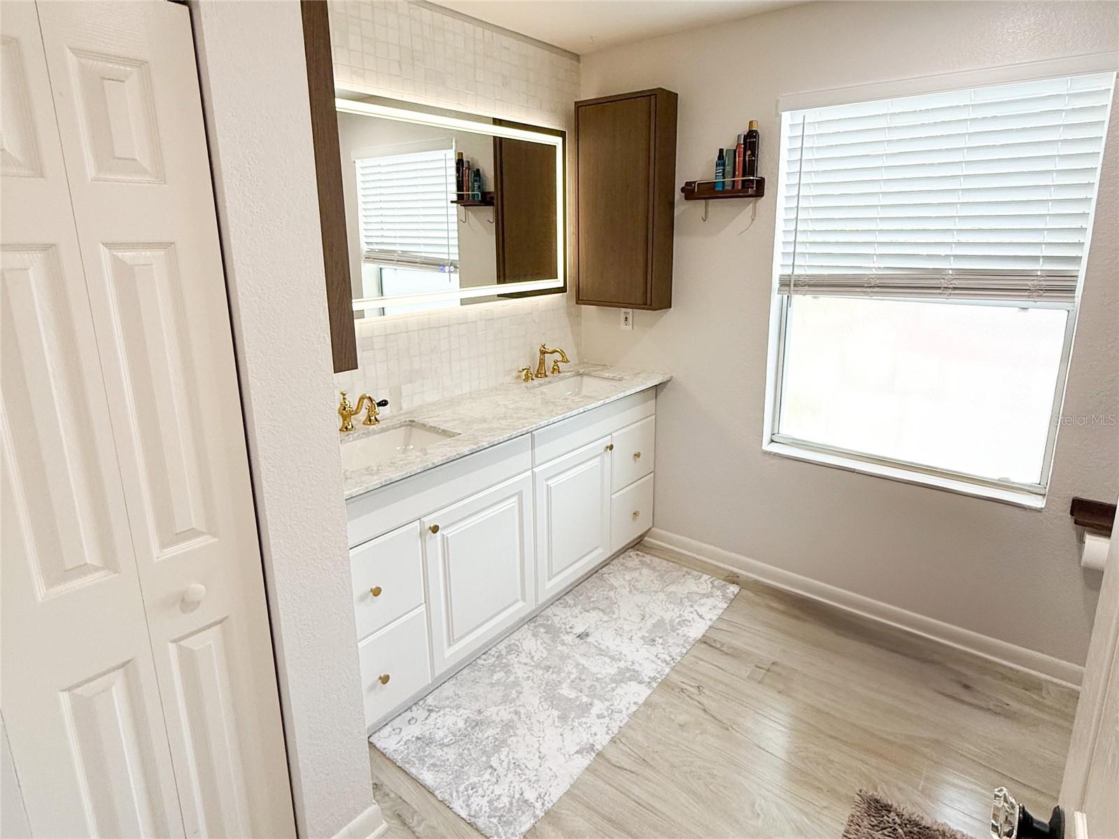 ARCADIA ANNEX - Residential