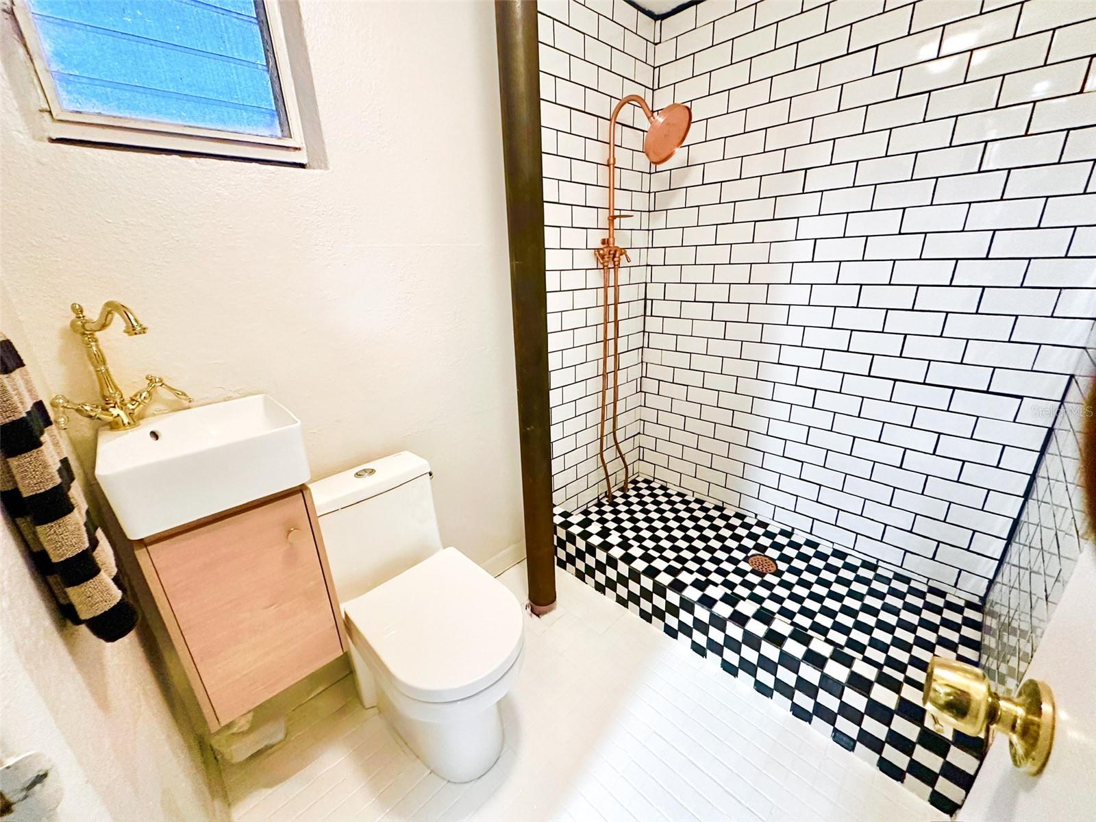 ARCADIA ANNEX - Residential