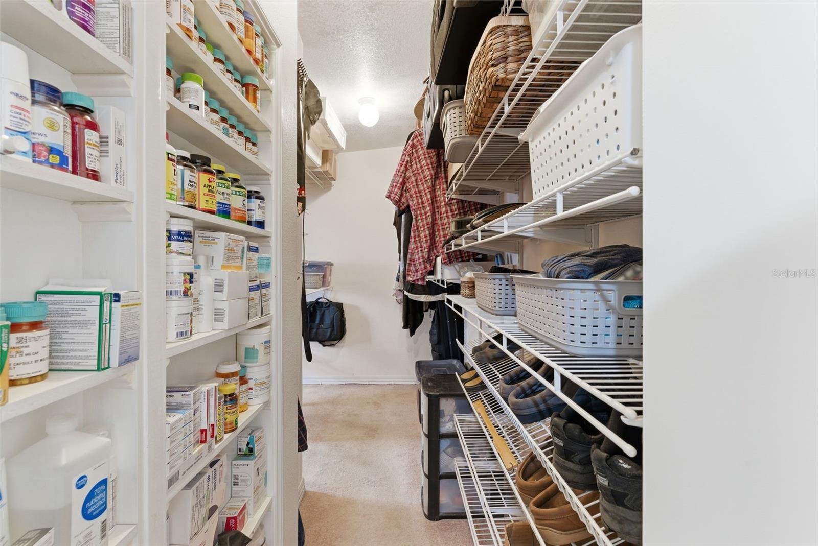 TEMPLE TERRACE WOODS - Residential