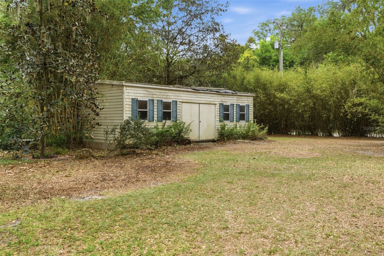 TEMPLE TERRACE WOODS - Residential