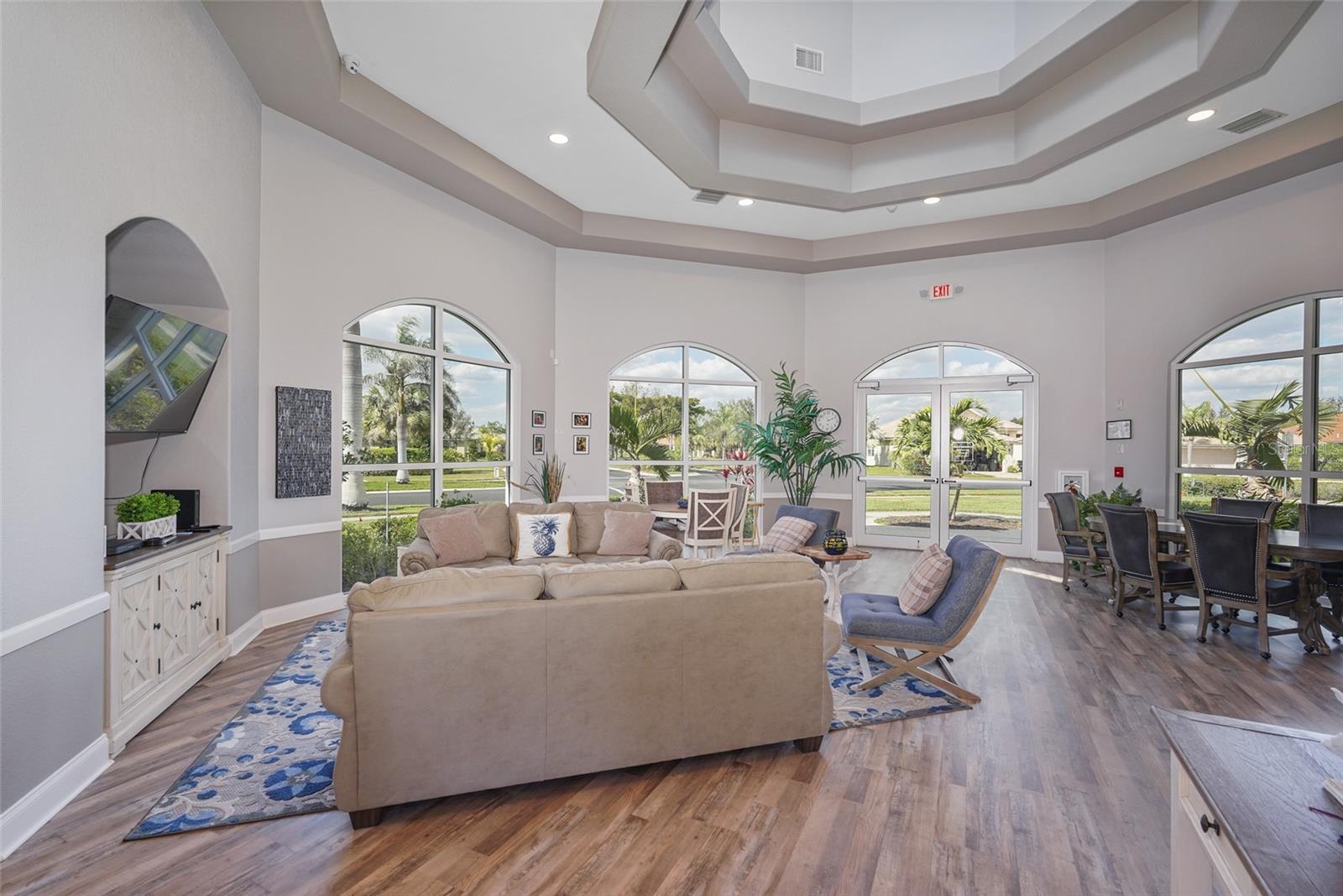 TALON BAY - Residential