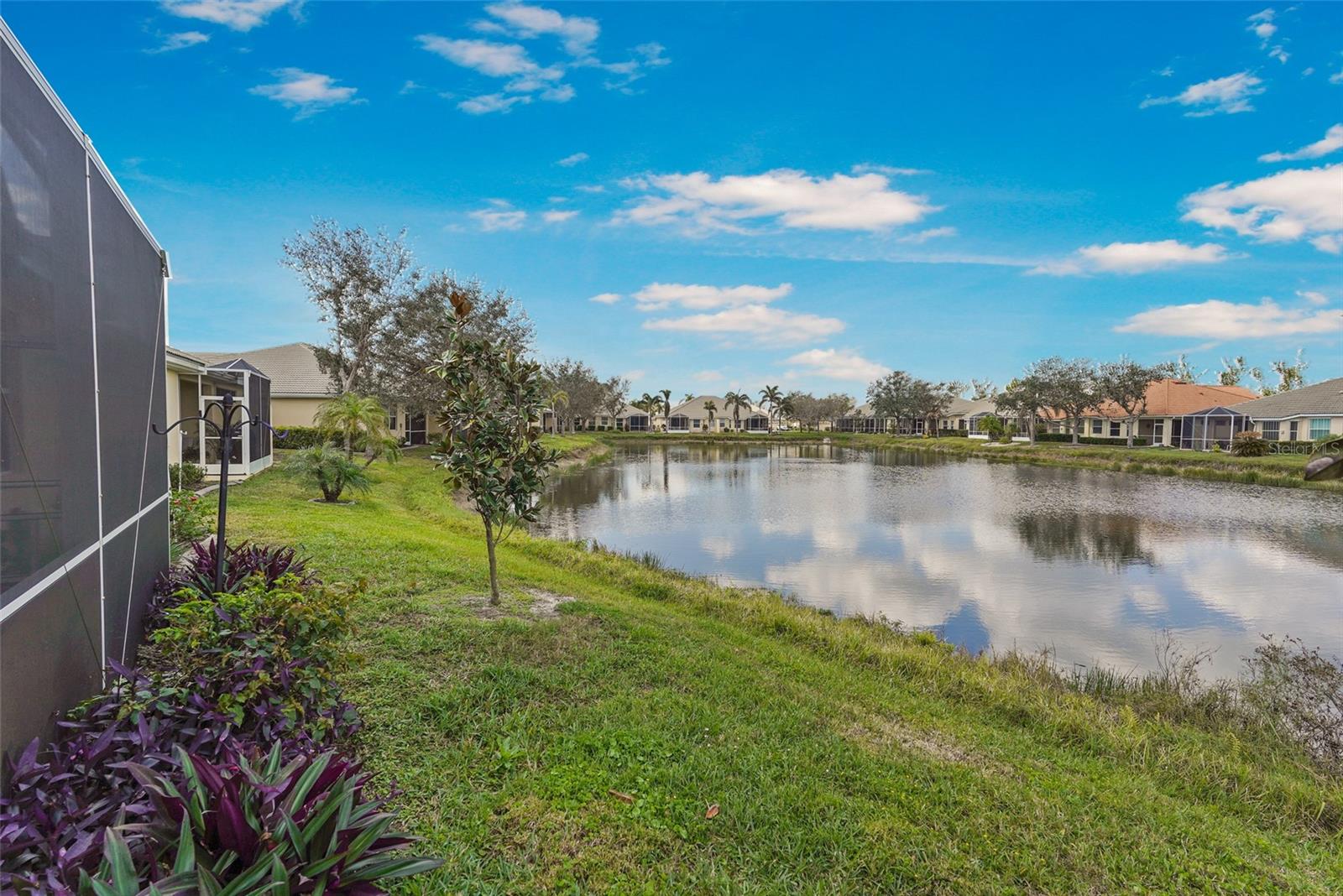 TALON BAY - Residential